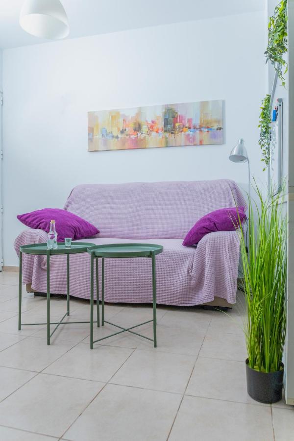 Warm Studio In Appartement Héraklion